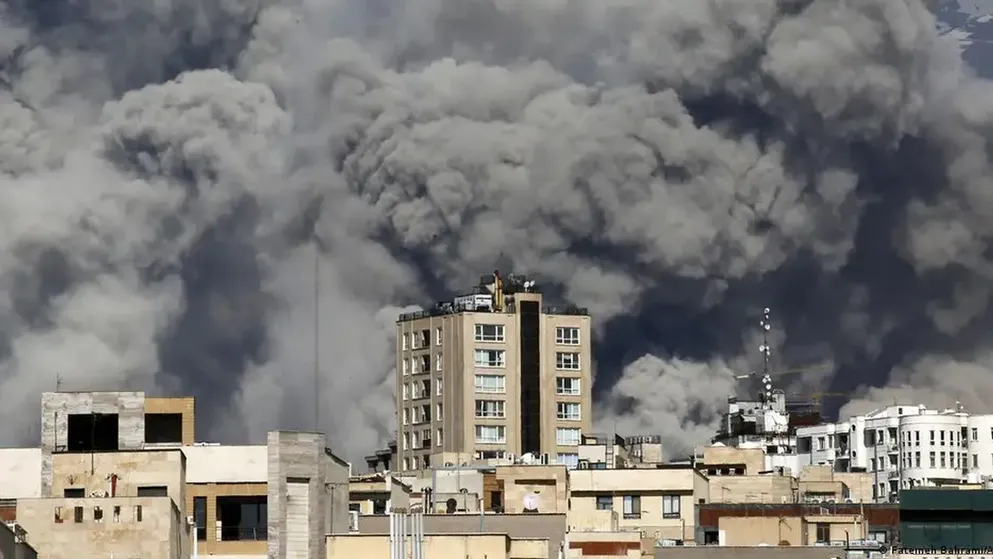 Conflicto en Medio Oriente: Irán atacó con drones el consulado de EEUU en Dubái y provocó un incendio