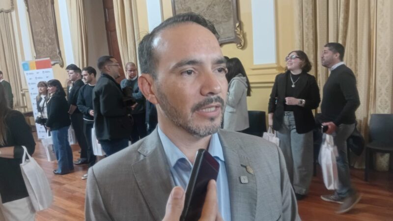 Valdés anunció que el 1 de julio se reactivarán con fuerza las obras de la Autovía de la Ruta 12