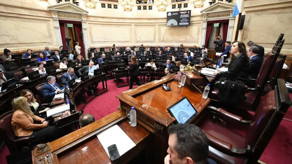 Ley de Tierras: duro golpe para el Gobierno, el oficialismo tuvo que sacar el capítulo que habilitaba la venta a extranjeros