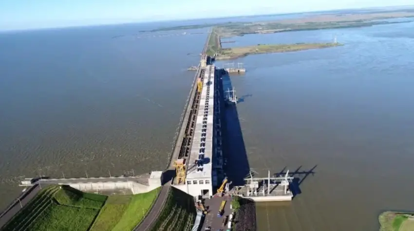 Cierran el paso fronterizo entre Ituzaingó y Ayolas por las condiciones climáticas