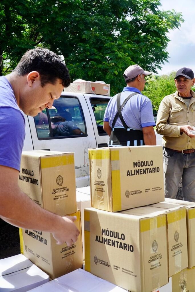Provincia asiste a familias afectadas por la crecida del Paraná